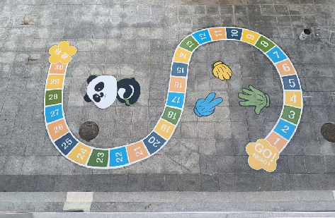  万安地面游戏彩绘